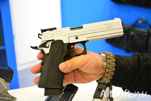 SRC Airsoft på IWA 2015
